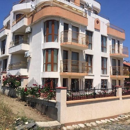 Private Studio Intsaraki - Sveti Vlas Esterno foto