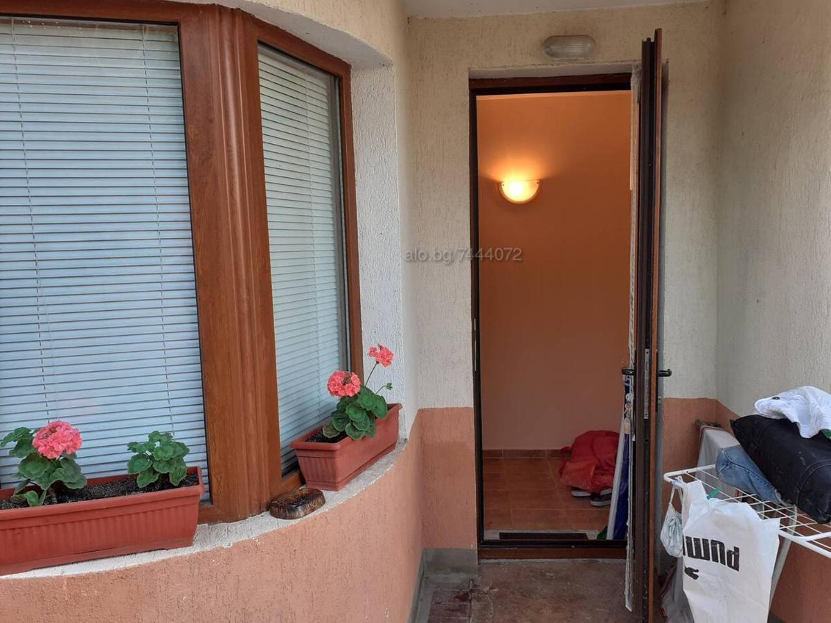 Private Studio Intsaraki - Sveti Vlas Esterno foto
